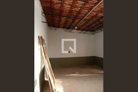 Casa à venda com 654m², 4 quartos e 3 vagas