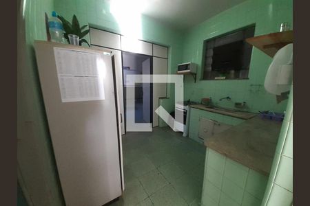 Casa à venda com 654m², 4 quartos e 3 vagas