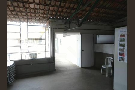 Casa à venda com 654m², 4 quartos e 3 vagas