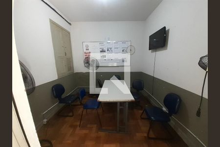Casa à venda com 654m², 4 quartos e 3 vagas