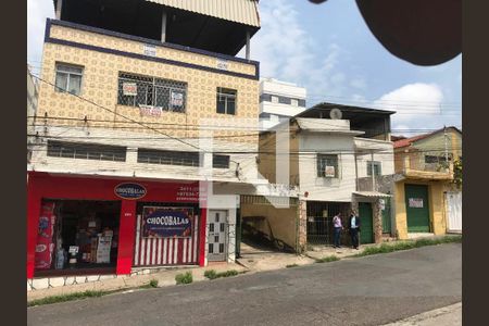 Casa à venda com 4 quartos, 597m² em Carlos Prates, Belo Horizonte