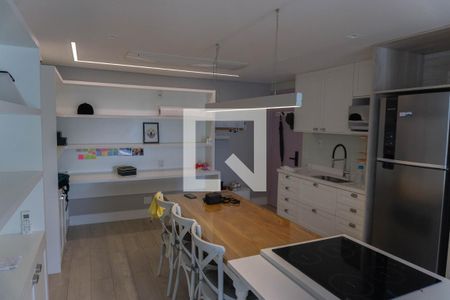 Sala/Cozinha de apartamento para alugar com 2 quartos, 69m² em Bela Vista, São Paulo