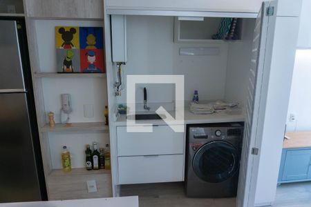Sala/Cozinha de apartamento para alugar com 2 quartos, 69m² em Bela Vista, São Paulo