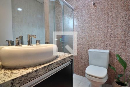 Casa à venda com 161m², 3 quartos e 4 vagasBanheiro do Quarto 1 - Suíte