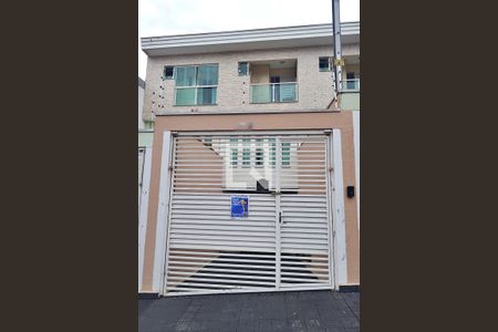 Casa à venda com 161m², 3 quartos e 4 vagasFachada