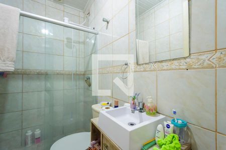 Casa à venda com 105m², 2 quartos e 2 vagas Casa à venda com 105m², 2 quartos e 2 vagasBanheiro