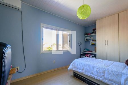 Casa à venda com 105m², 2 quartos e 2 vagas Casa à venda com 105m², 2 quartos e 2 vagasQuarto