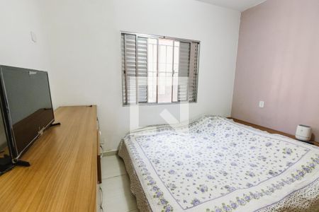 Casa à venda com 270m², 3 quartos e 2 vagas Casa à venda com 270m², 3 quartos e 2 vagasQuarto 3