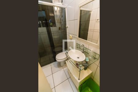 Casa à venda com 270m², 3 quartos e 2 vagas Casa à venda com 270m², 3 quartos e 2 vagasBanheiro 2