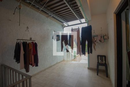 Casa à venda com 256m², 3 quartos e 3 vagas