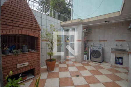 Casa à venda com 256m², 3 quartos e 3 vagas