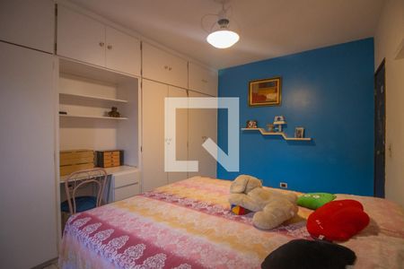 Casa à venda com 256m², 3 quartos e 3 vagas