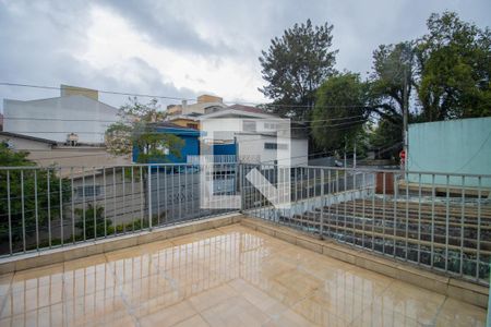 Casa à venda com 256m², 3 quartos e 3 vagas