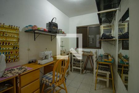 Casa à venda com 256m², 3 quartos e 3 vagas