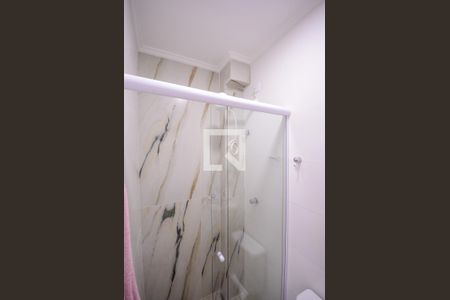 Banheiro de kitnet/studio para alugar com 1 quarto, 18m² em Aclimação, São Paulo