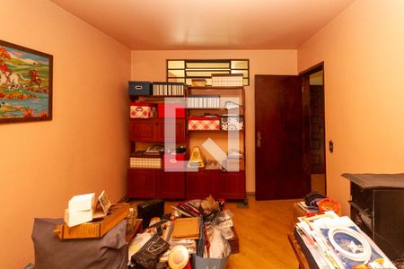 Casa à venda com 440m², 5 quartos e 8 vagas Casa à venda com 440m², 5 quartos e 8 vagasQuarto 03
