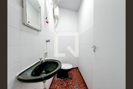 Casa à venda com 165m², 3 quartos e 2 vagasBanheiro de Serviço