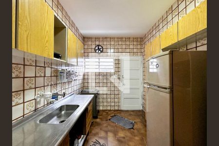 Casa à venda com 165m², 3 quartos e 2 vagasCozinha