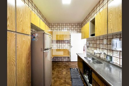 Casa à venda com 165m², 3 quartos e 2 vagasCozinha