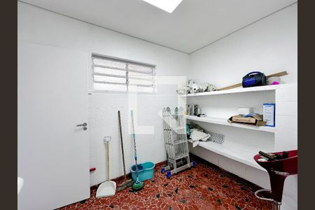 Casa à venda com 165m², 3 quartos e 2 vagasÁrea de Serviço