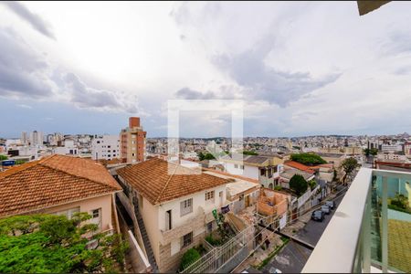 Apartamento à venda com 220m², 4 quartos e 2 vagasVista