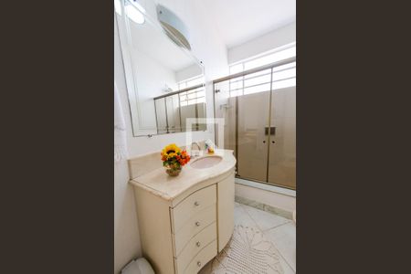 Apartamento à venda com 220m², 4 quartos e 2 vagasBanheiro