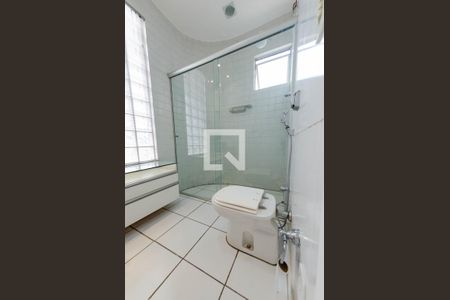 Apartamento à venda com 220m², 4 quartos e 2 vagasBanheiro 2