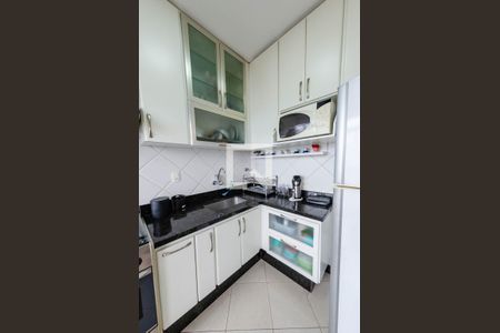 Apartamento à venda com 220m², 4 quartos e 2 vagasCozinha