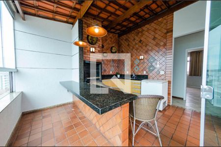 Apartamento à venda com 220m², 4 quartos e 2 vagasÁrea gourmet