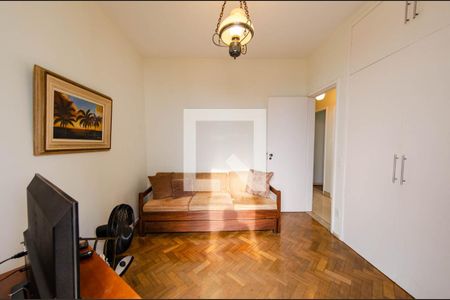 Apartamento à venda com 220m², 4 quartos e 2 vagasQuarto 2