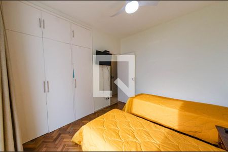 Apartamento à venda com 220m², 4 quartos e 2 vagasQuarto 1