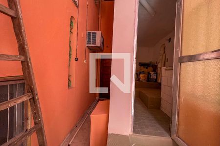 Casa à venda com 340m², 5 quartos e 2 vagasÁrea de Serviço