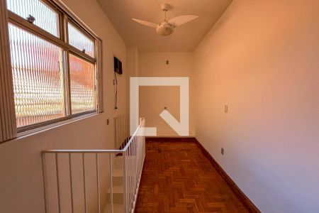 Casa à venda com 340m², 5 quartos e 2 vagasQuarto de Serviço 2