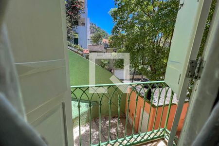 Casa à venda com 340m², 5 quartos e 2 vagasVaranda da suíte