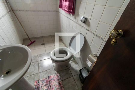 Casa à venda com 130m², 3 quartos e 3 vagasBanheiro