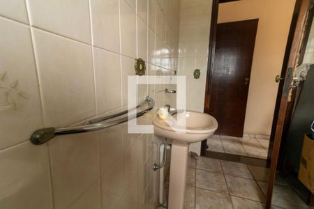 Casa à venda com 130m², 3 quartos e 3 vagasBanheiro