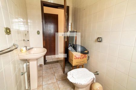 Casa à venda com 130m², 3 quartos e 3 vagasBanheiro