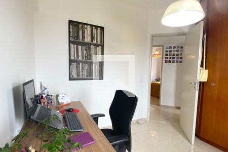 Apartamento à venda com 83m², 3 quartos e 1 vagaQuarto 2