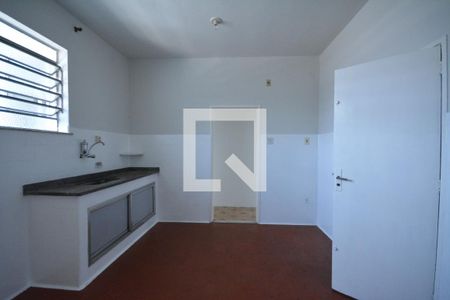 Apartamento à venda com 80m², 2 quartos e sem vagaCozinha