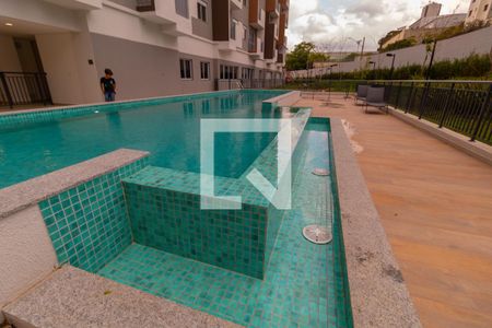 Apartamento à venda com 27m², 1 quarto e sem vaga Apartamento à venda com 27m², 1 quarto e sem vagaÁrea comum - Piscina