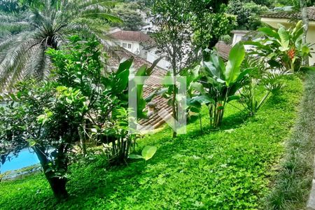 Casa à venda com 436m², 5 quartos e 2 vagas Casa à venda com 436m², 5 quartos e 2 vagasJardim