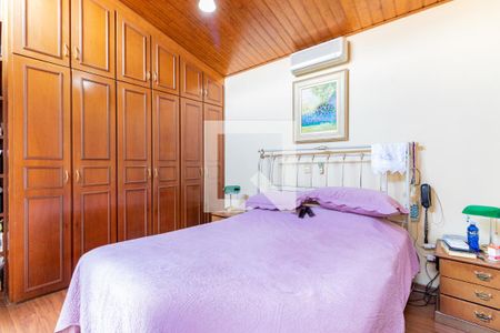 Casa à venda com 275m², 3 quartos e 4 vagas Casa à venda com 275m², 3 quartos e 4 vagasSuíte 3