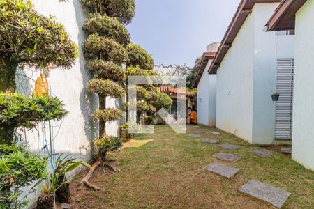 Casa à venda com 275m², 3 quartos e 4 vagas Casa à venda com 275m², 3 quartos e 4 vagasQuintal