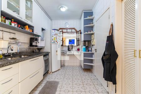 Casa à venda com 275m², 3 quartos e 4 vagas Casa à venda com 275m², 3 quartos e 4 vagasCozinha