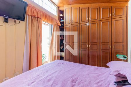 Casa à venda com 275m², 3 quartos e 4 vagas Casa à venda com 275m², 3 quartos e 4 vagasSuíte 3