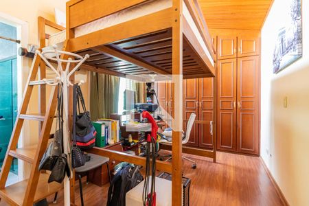 Casa à venda com 275m², 3 quartos e 4 vagas Casa à venda com 275m², 3 quartos e 4 vagasSuíte 1