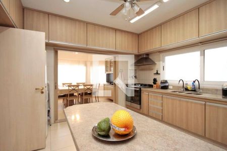 Casa de condomínio à venda com 980m², 6 quartos e 2 vagas