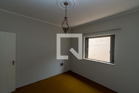 Casa à venda com 440m², 4 quartos e 5 vagas Casa à venda com 440m², 4 quartos e 5 vagasQuarto 2