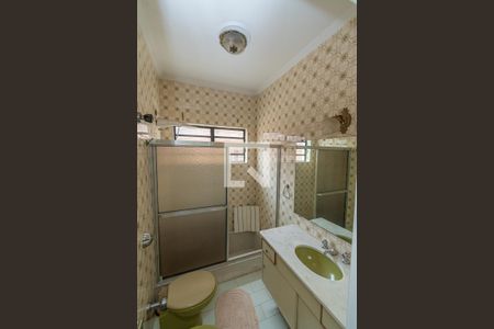 Casa à venda com 440m², 4 quartos e 5 vagas Casa à venda com 440m², 4 quartos e 5 vagasBanheiro da Suíte 2