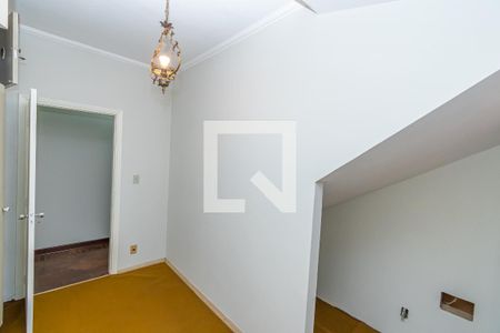 Casa à venda com 440m², 4 quartos e 5 vagas Casa à venda com 440m², 4 quartos e 5 vagasQuarto 1